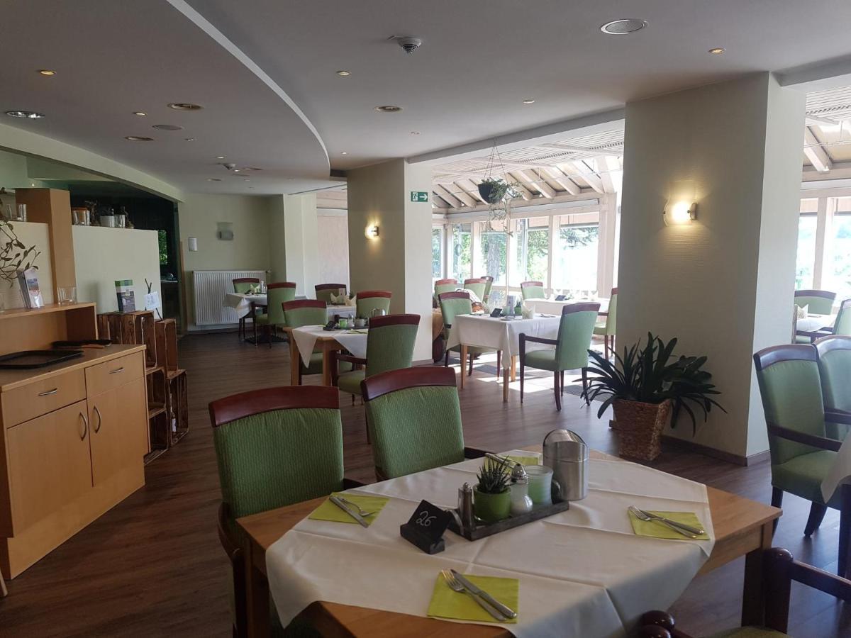 Savoy Hotel Bad Mergentheim Bagian luar foto