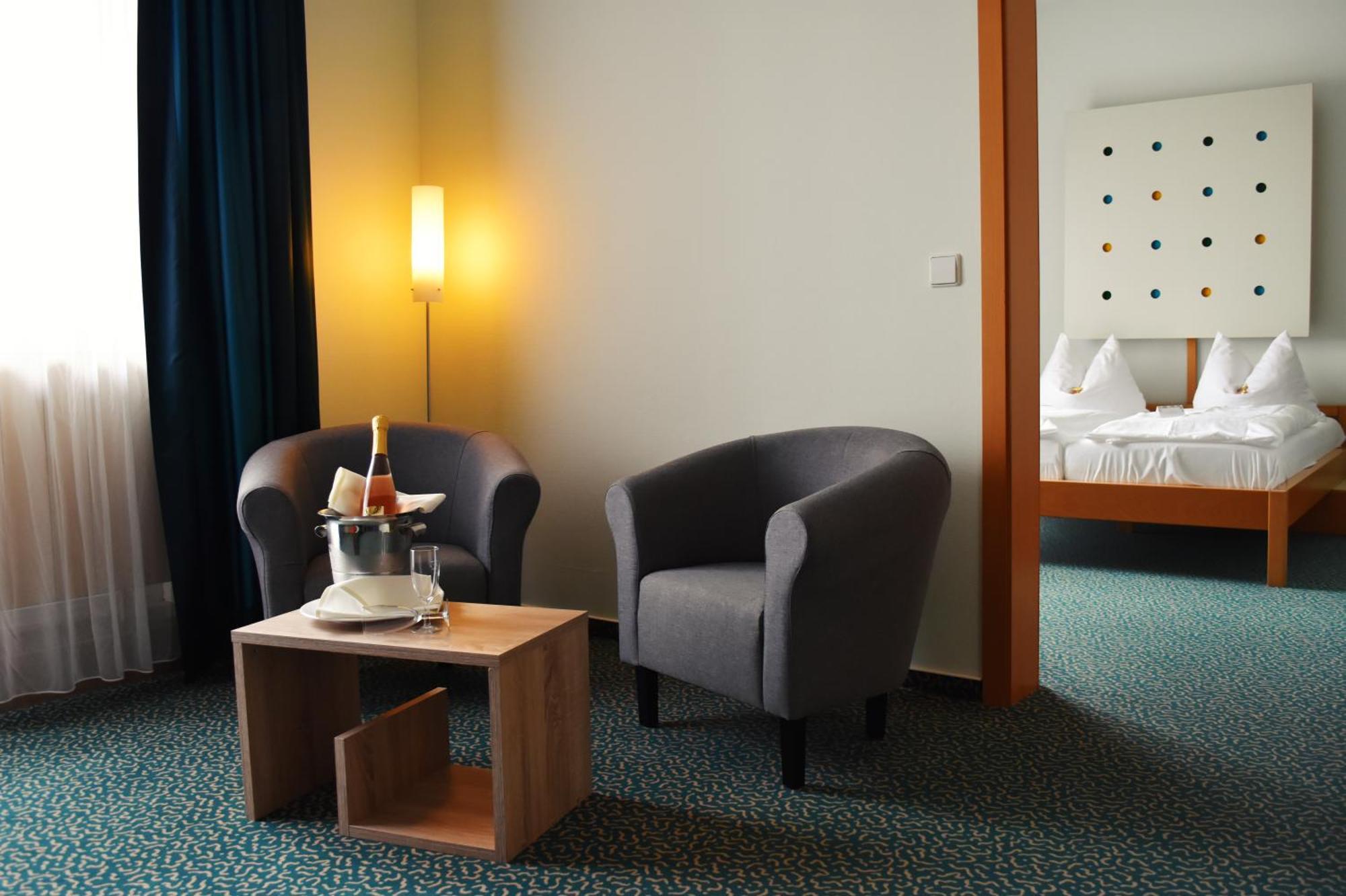Savoy Hotel Bad Mergentheim Bagian luar foto