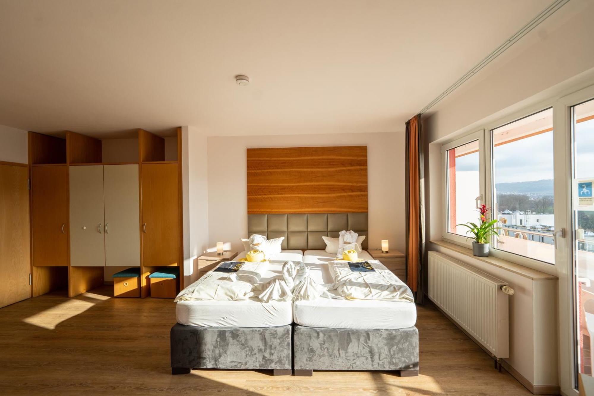 Savoy Hotel Bad Mergentheim Bagian luar foto