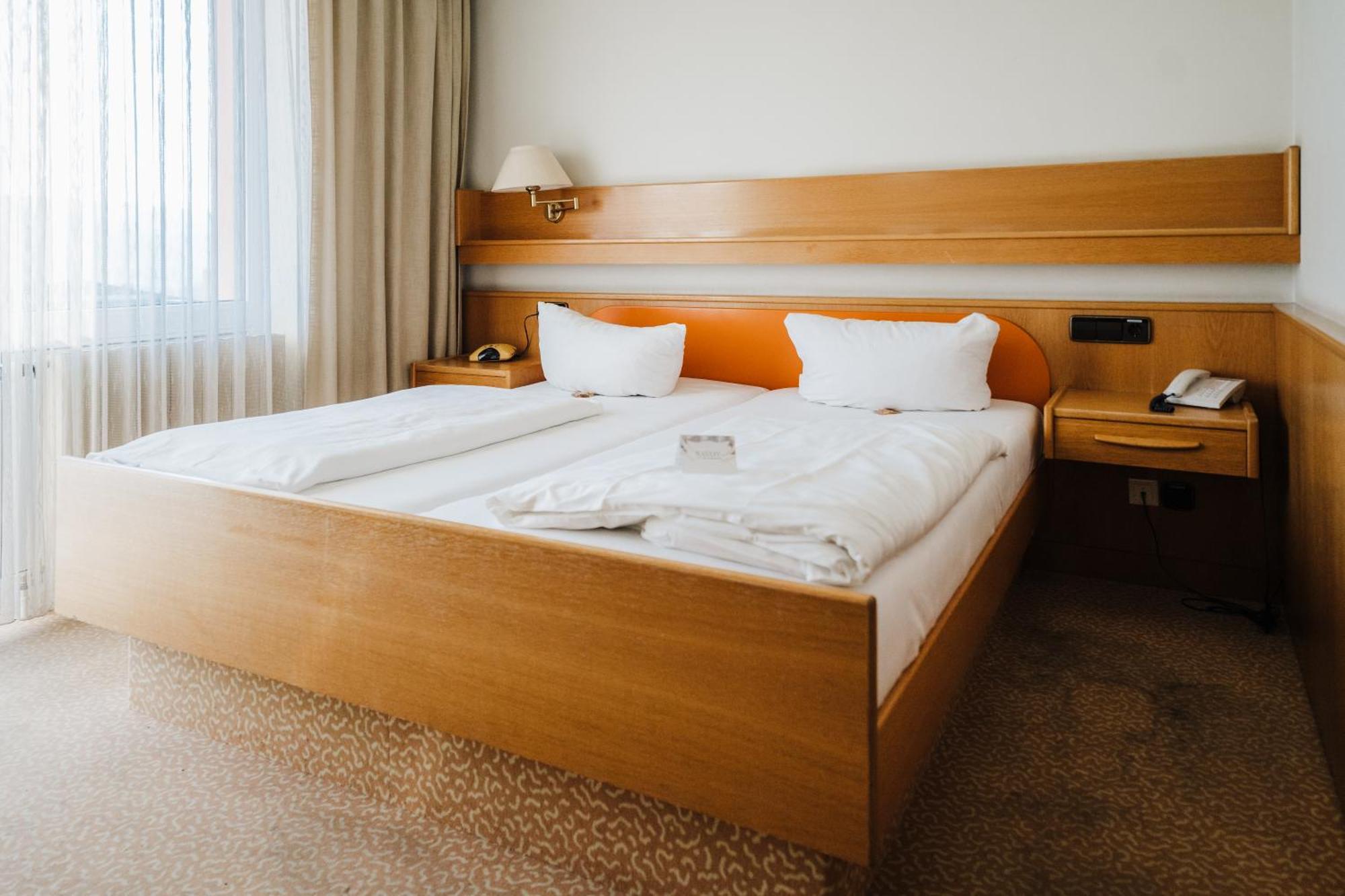 Savoy Hotel Bad Mergentheim Bagian luar foto