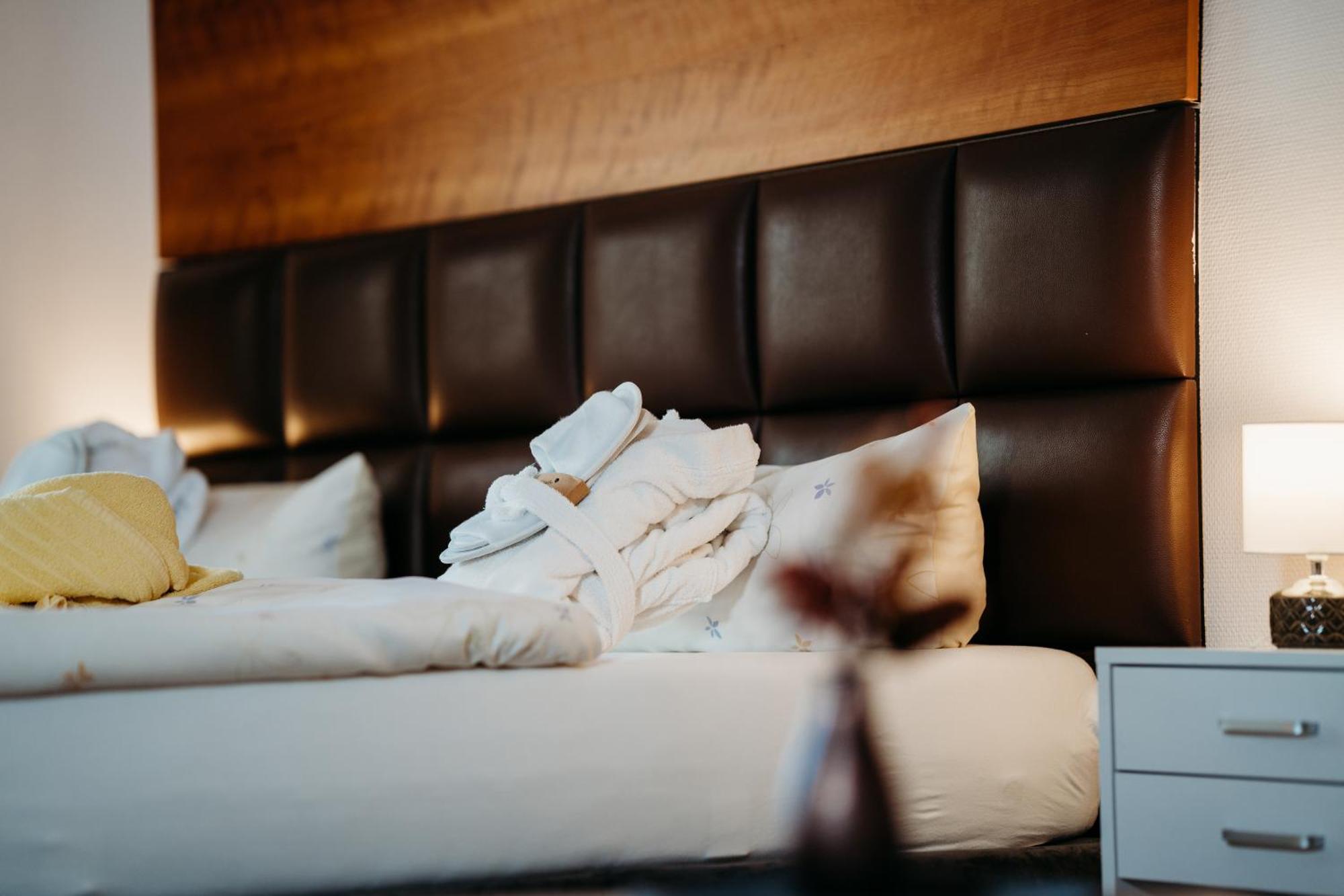 Savoy Hotel Bad Mergentheim Bagian luar foto