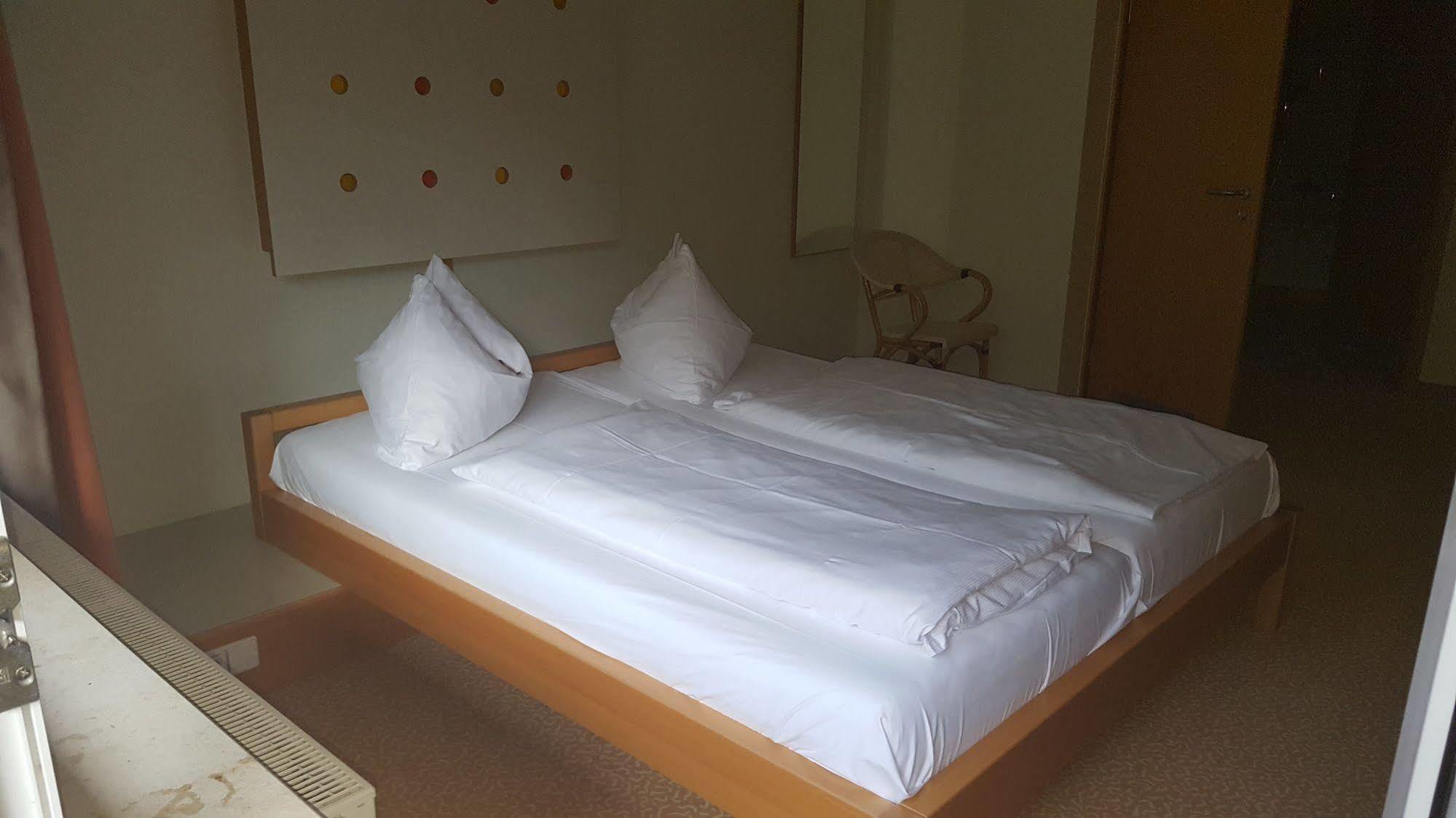 Savoy Hotel Bad Mergentheim Bagian luar foto