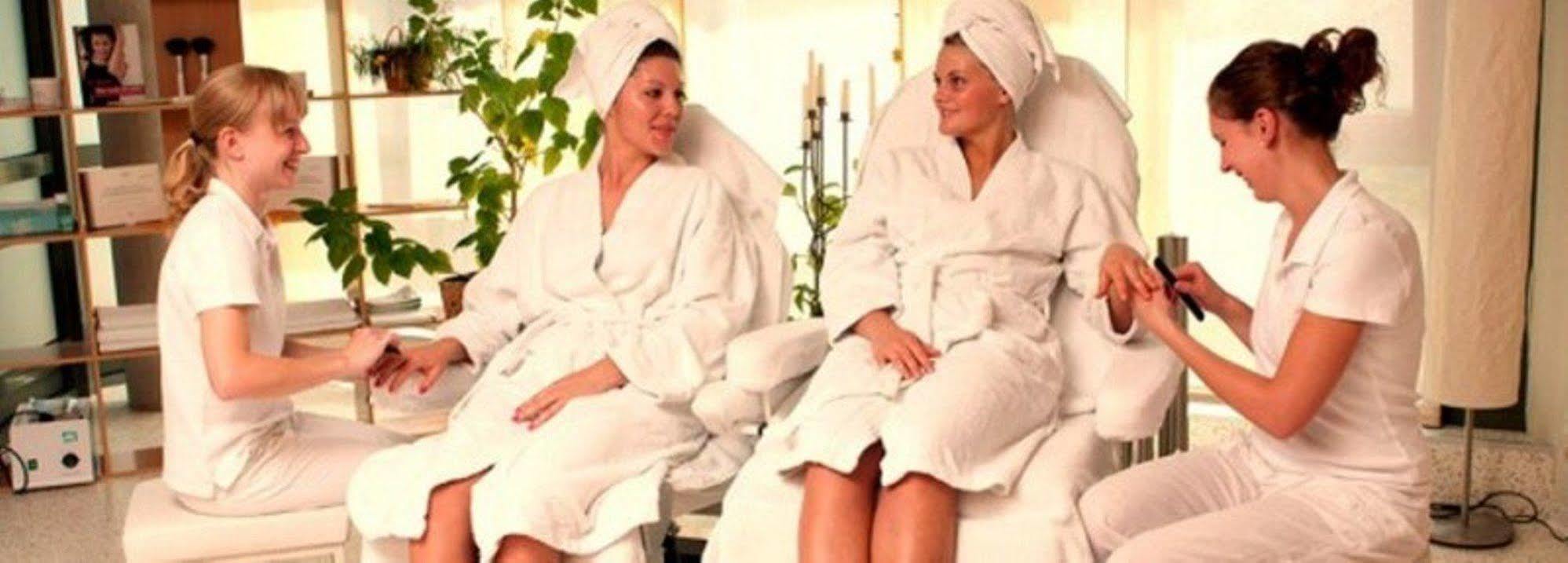 Savoy Hotel Bad Mergentheim Bagian luar foto
